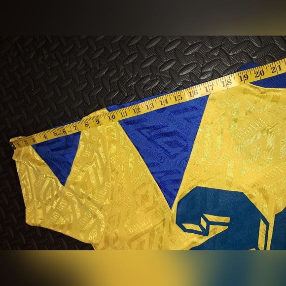 Vintage Umbro soccer jersey - Picture 8 of 15